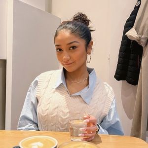 Meet your Posher, Sinai